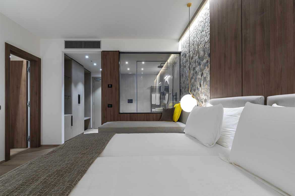 modern hotel thai si furnished by pianca