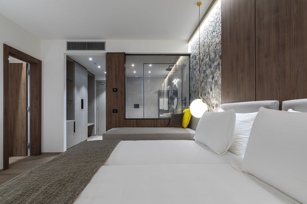 hotel thai si treviso italy contract bedroom furniture pianca