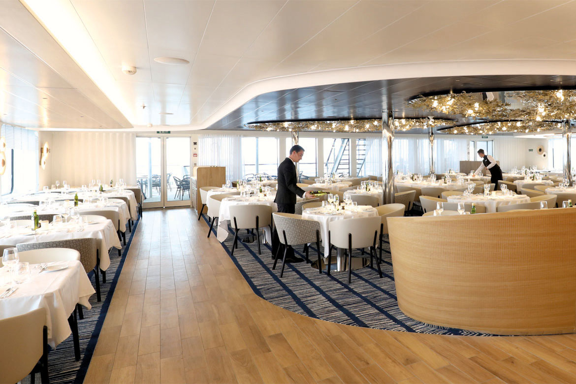 cruiseship luxury contract furniture