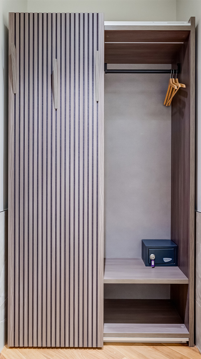 wardrobe with every modern comfort and a minimal design