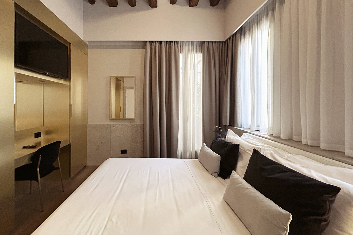 modern hotel in venice
