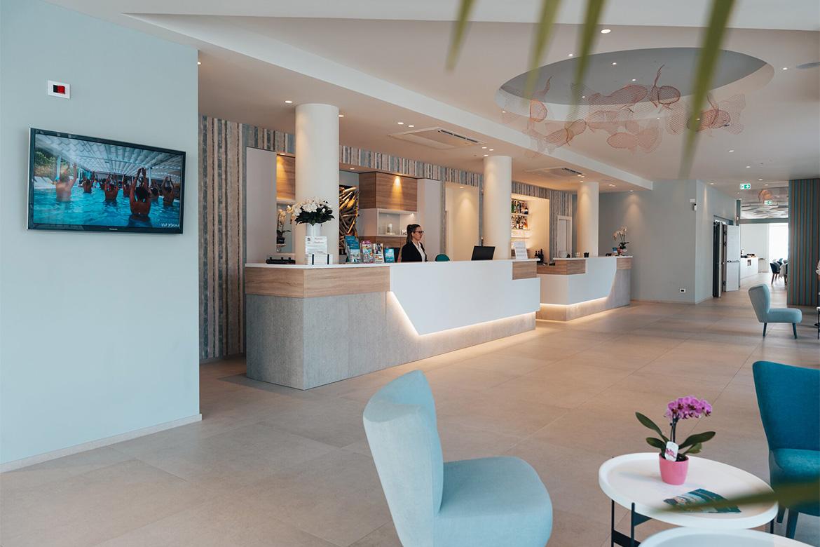 hotel galassia near the sea furnished by pianca
