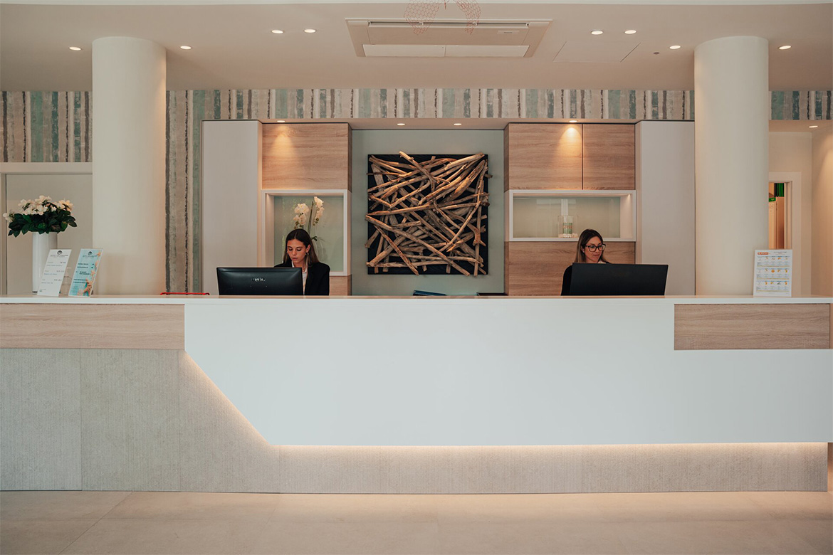 hotel galassia near the sea furnished by pianca