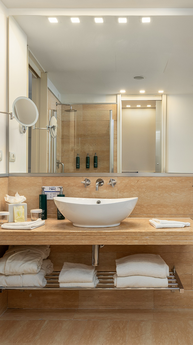 florence modern hotel furnished by pianca contract