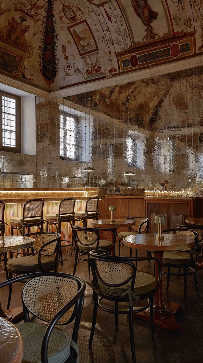 historic hotel in rome