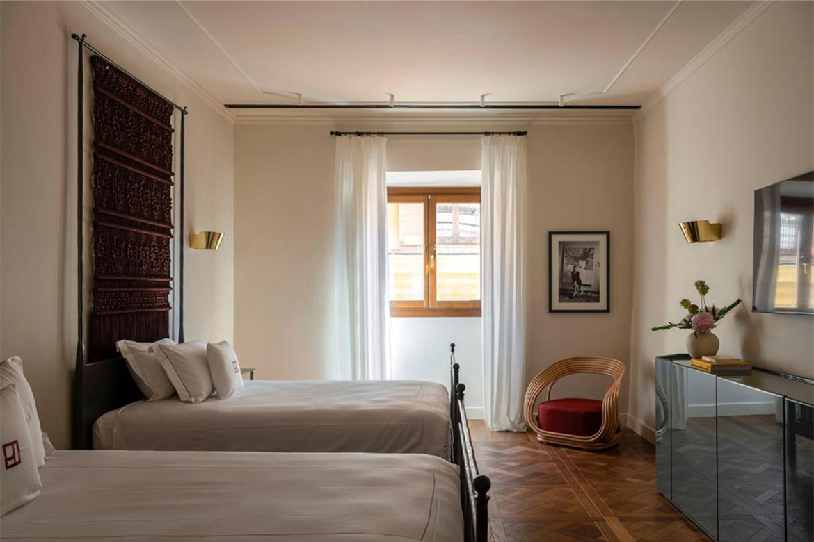 historic hotel in rome