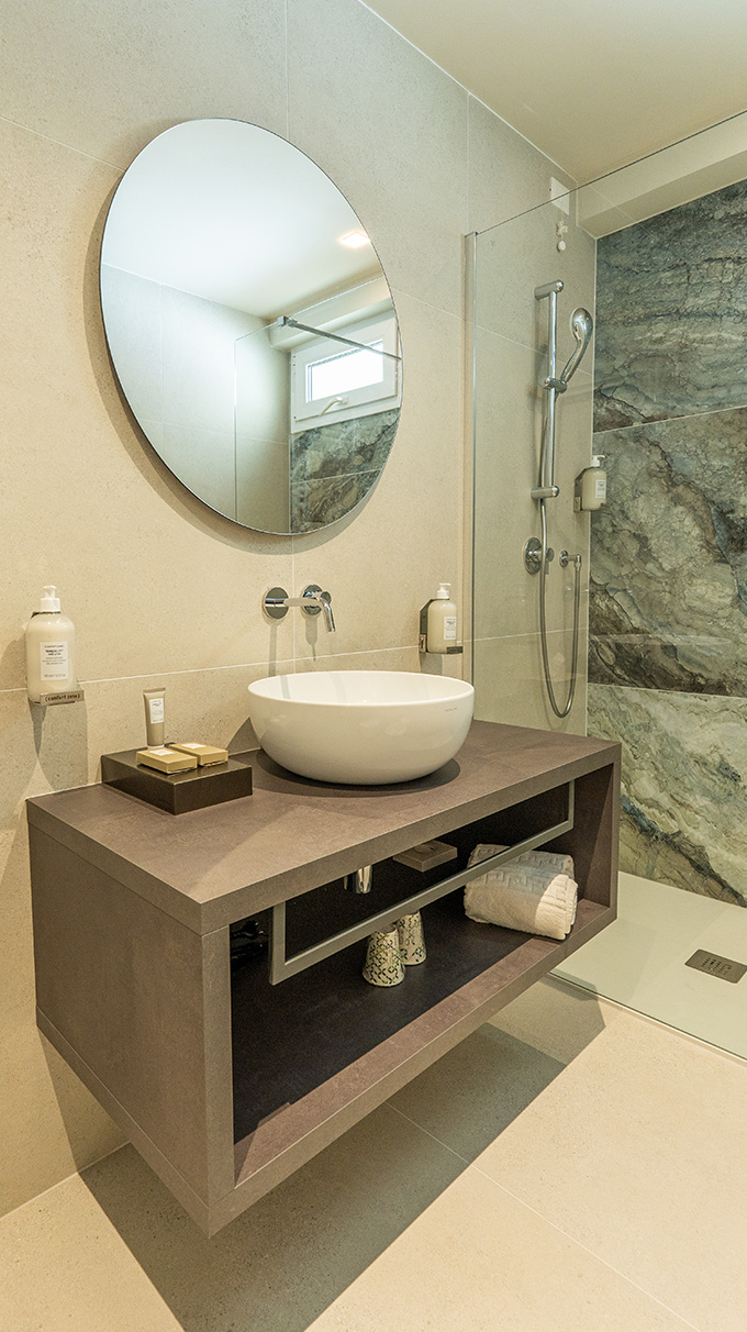 modern hotel near the sea furnished by pianca contract