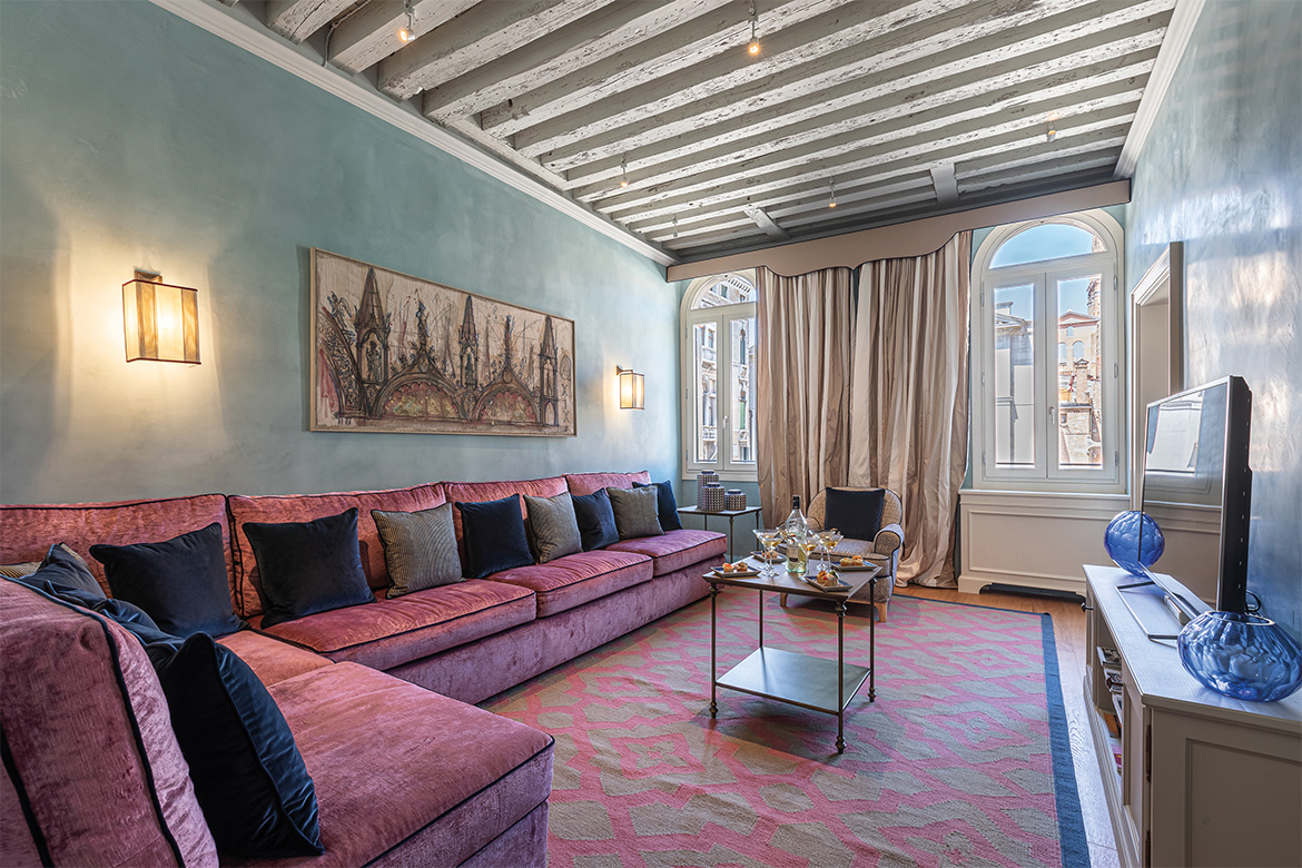 historic apartment in piazza san marco, venice