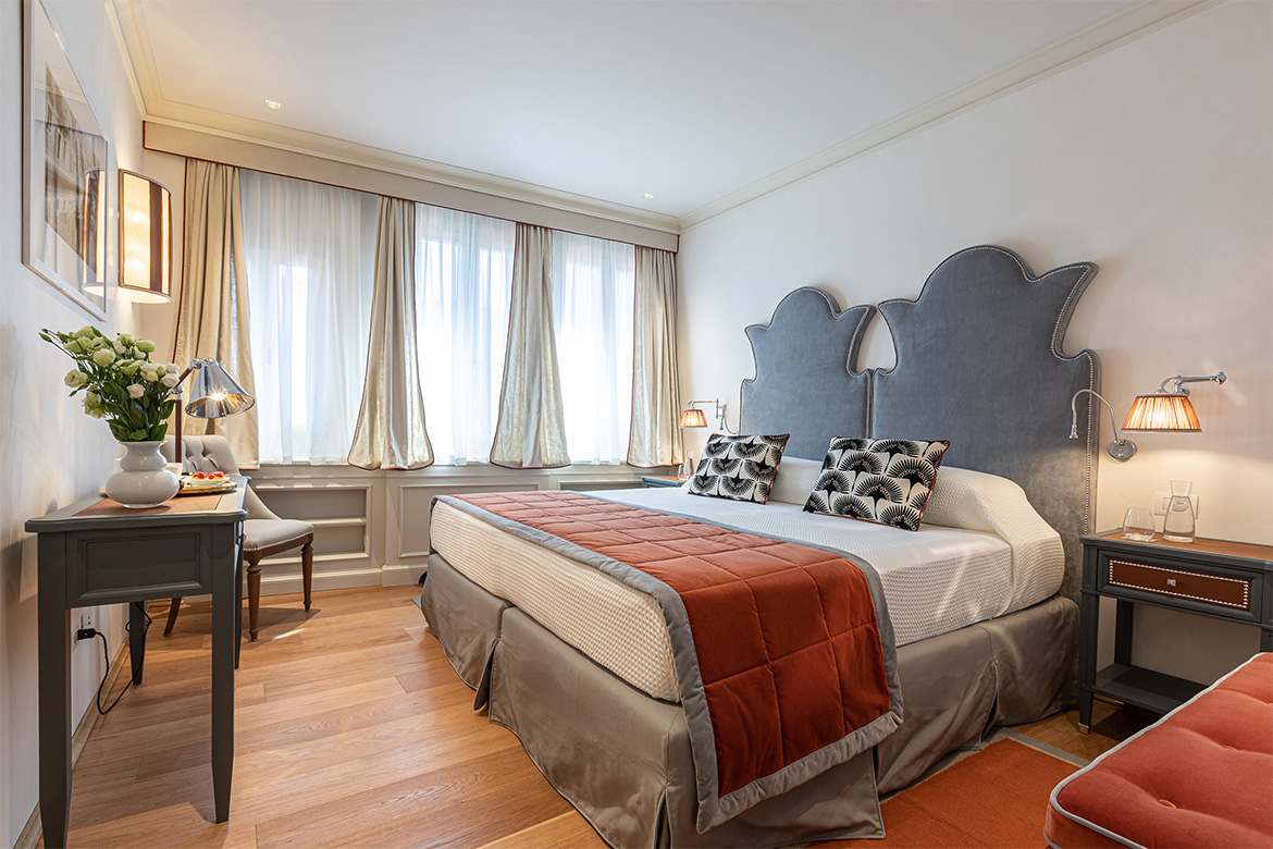 historic apartment in piazza san marco, venice