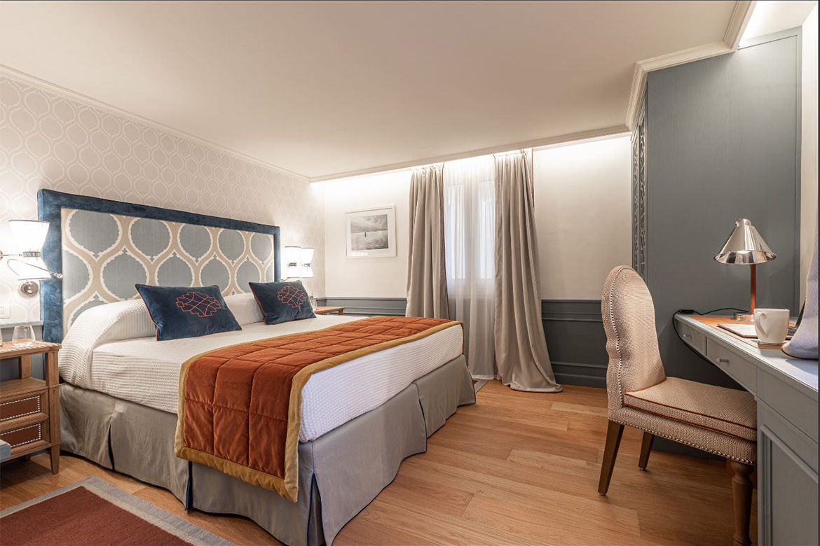 historic apartment in piazza san marco, venice