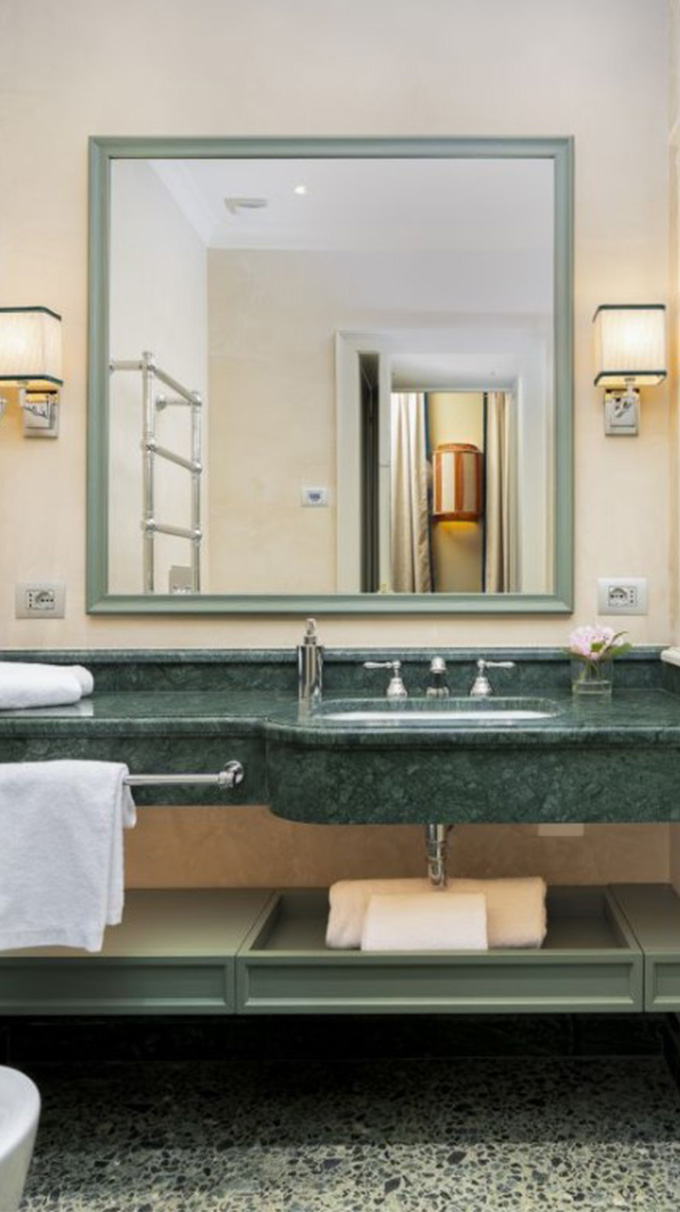 venetian hotel furnished by pianca contract